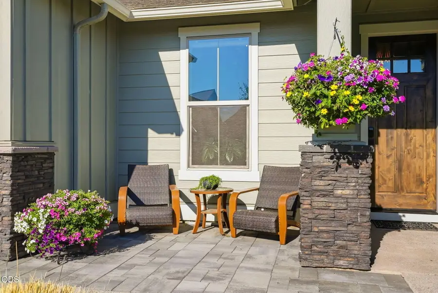 3051 NW Hidden Ridge Drive, Bend, OR 97703 - #2