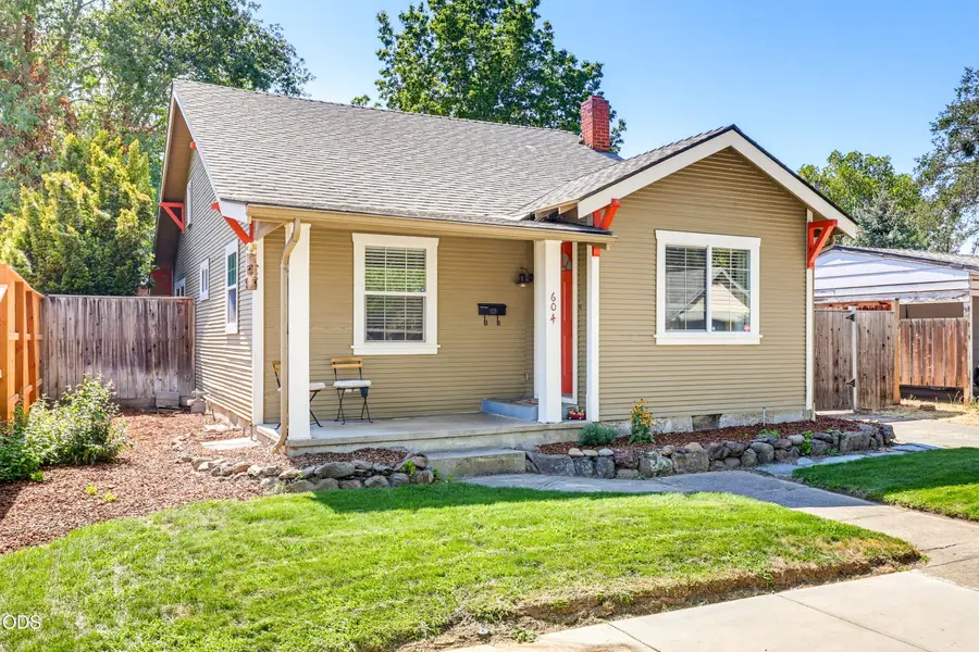 604 S Ivy Street, Medford, OR 97501 - #2