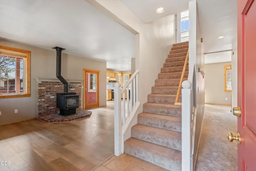 70125 Mustang Drive, Sisters, OR 97759 - #3