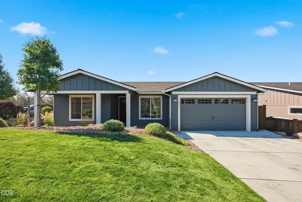 4312 SW Yew Avenue, Redmond, OR 97756