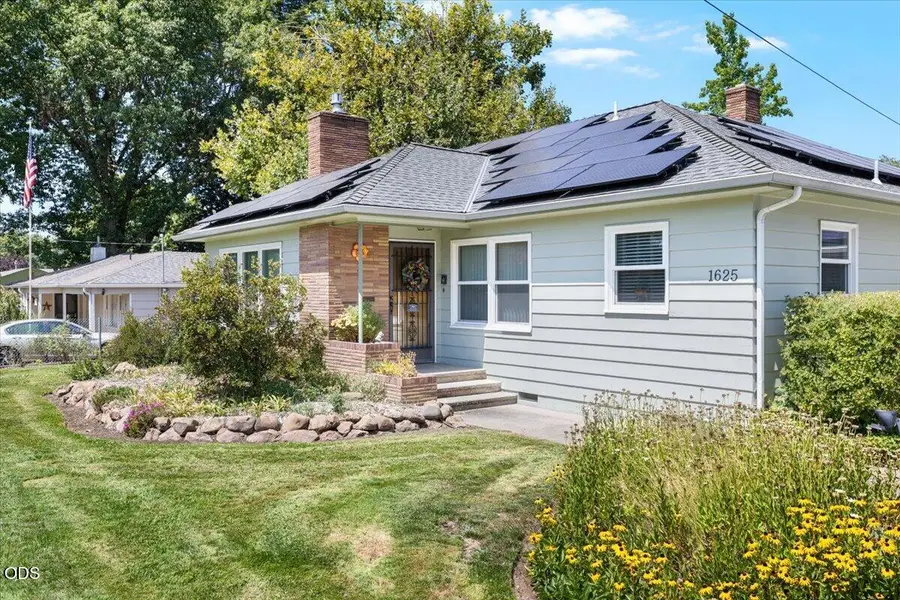 1625 Grand Avenue, Medford, OR 97504 - #3