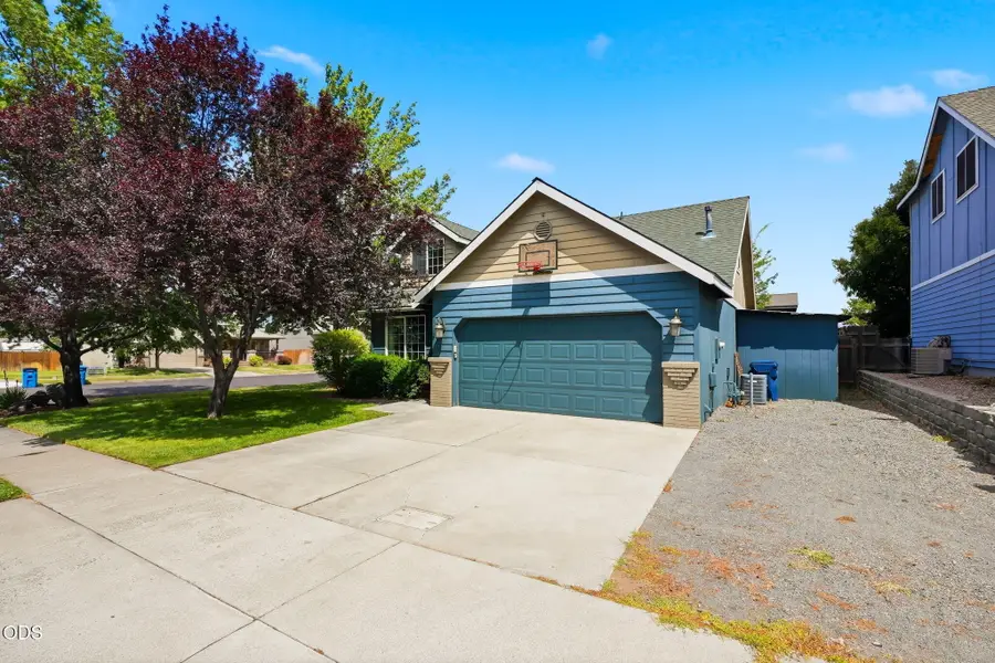 2736 NE Rainier Drive, Bend, OR 97701 - #2