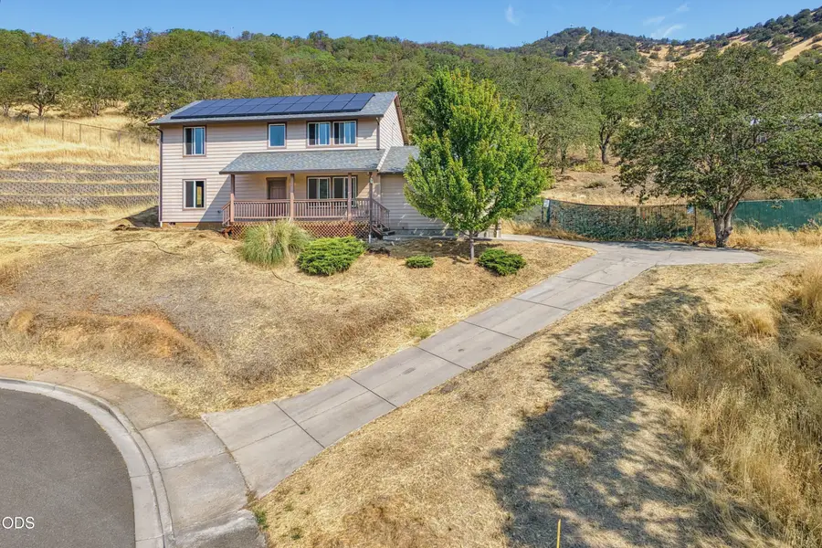 875 Jacoby Street, Gold Hill, OR 97525 - #2