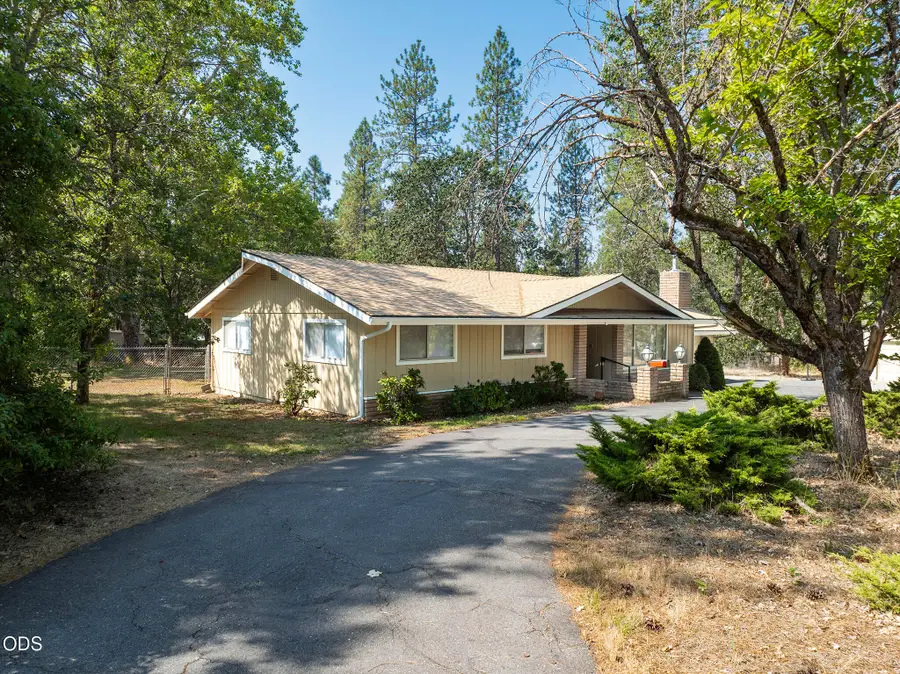301 Lloyd Drive, Grants Pass, OR 97526 - #3
