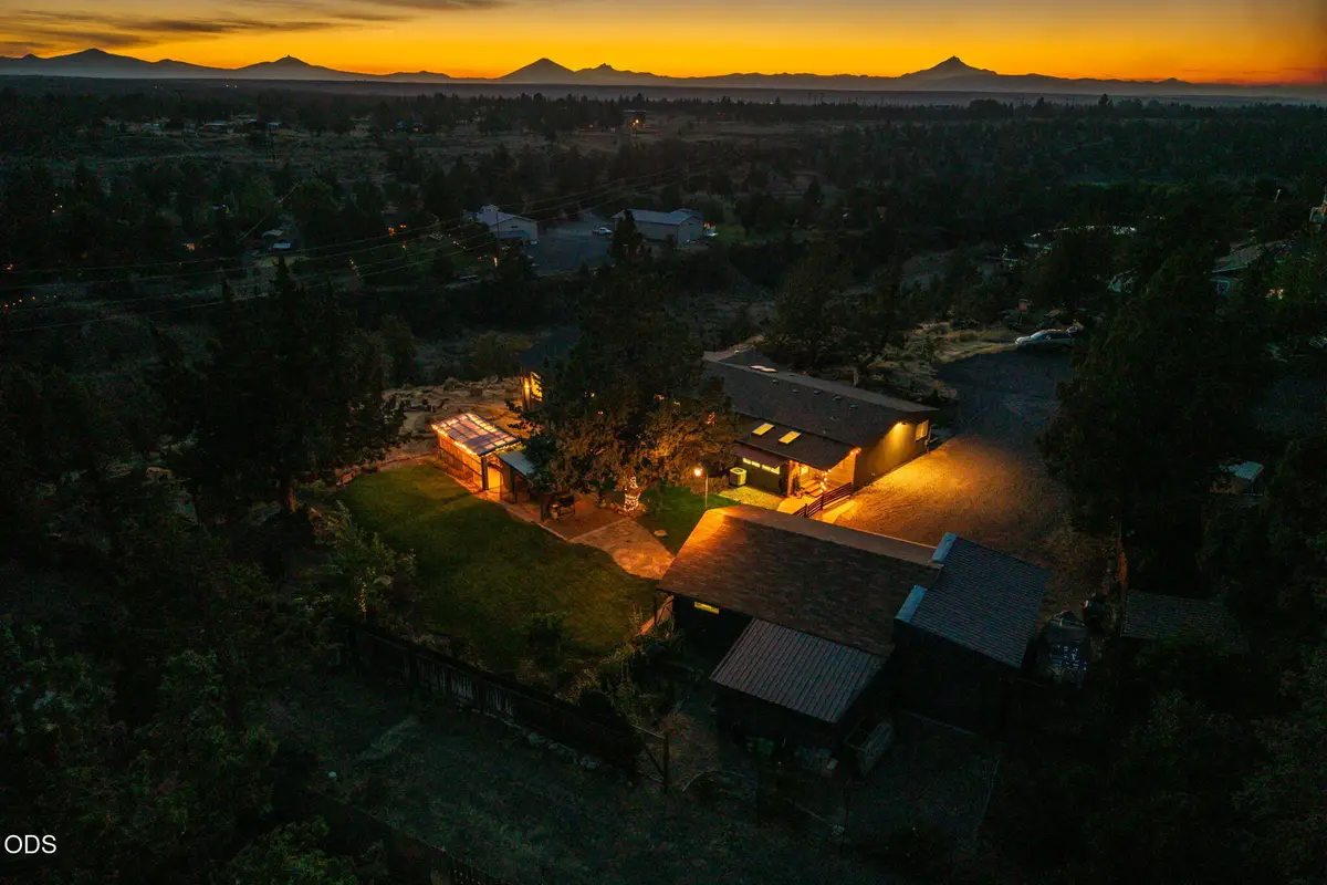 3940 NW Redwood Lane, Redmond, OR 97756 - #1