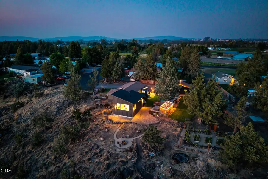 3940 NW Redwood Lane, Redmond, OR 97756 - #2