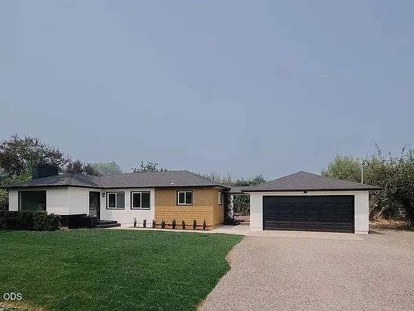 3842 W Main Street, Medford, OR 97501