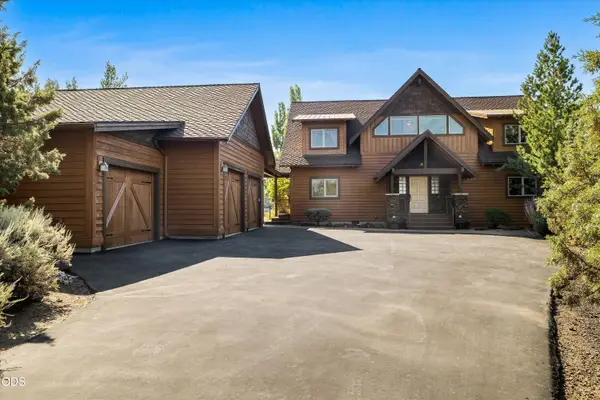 15510 SW Wooden Trestle Court, Powell Butte, OR 97753