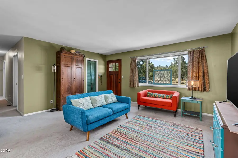 705 SW Belmont Lane, Madras, OR 97741 - #3