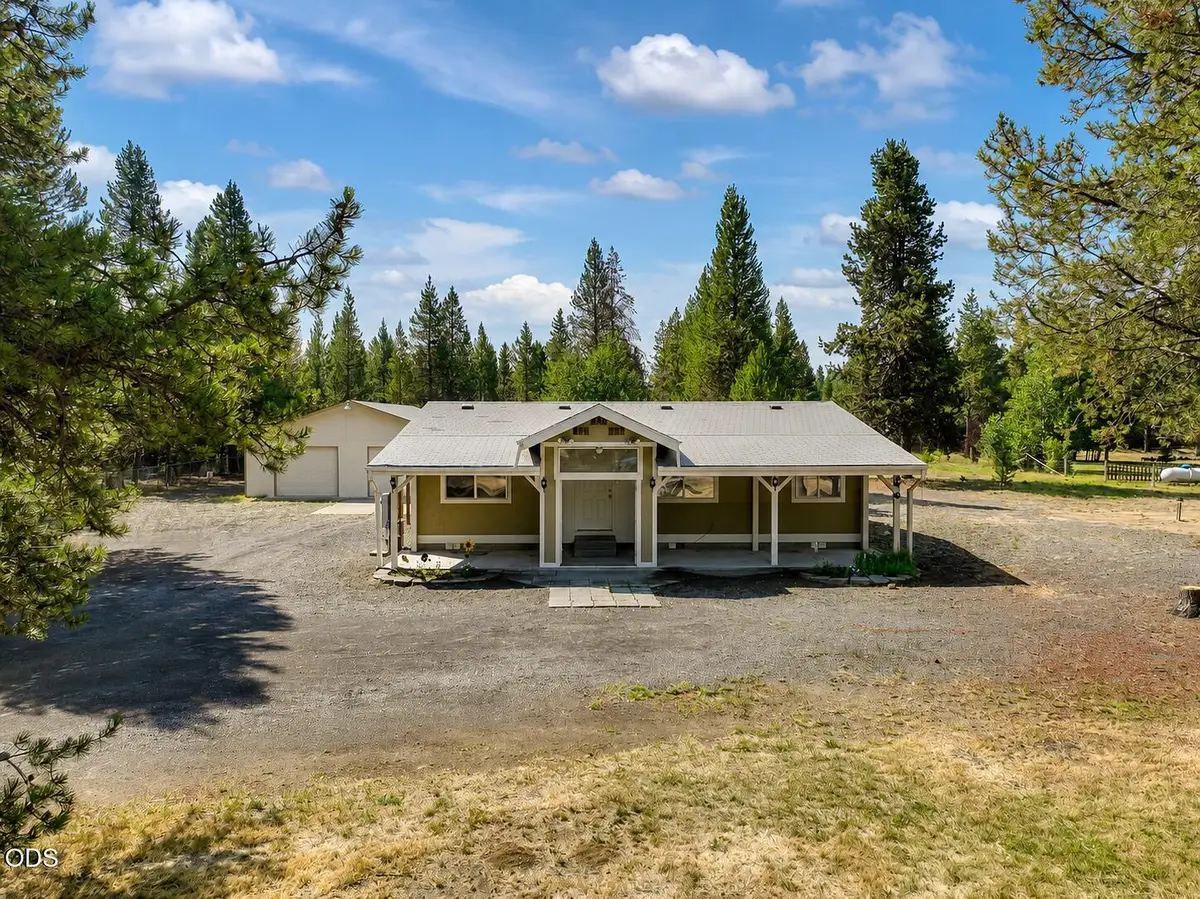 17045 West Drive, La Pine, OR 97739 - #1