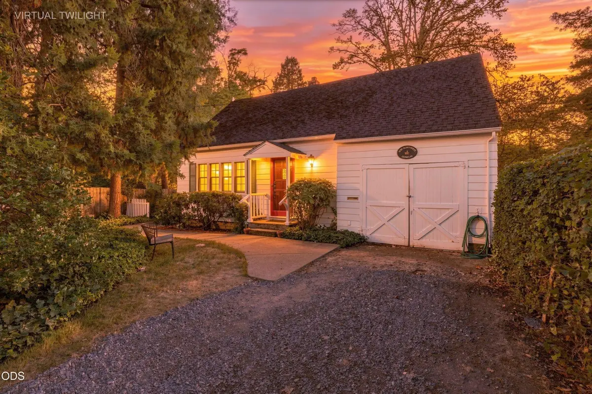 1230 NW Conklin Avenue, Grants Pass, OR 97526 - #1