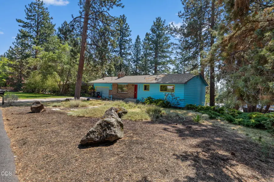 1351 NW Vicksburg Avenue, Bend, OR 97703 - #2