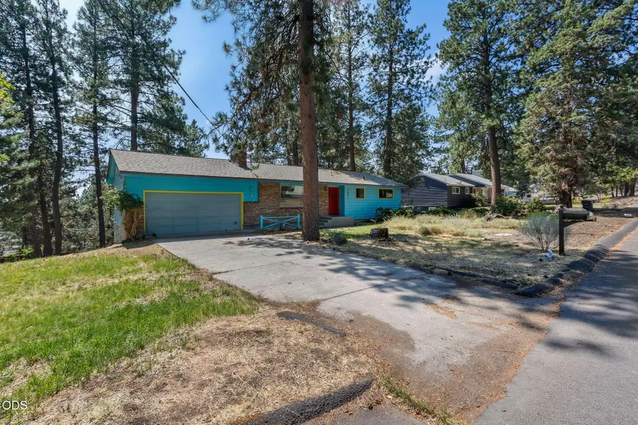 1351 NW Vicksburg Avenue, Bend, OR 97703 - #3