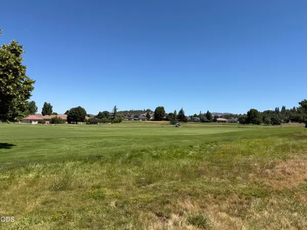 Robert Trent Jones Boulevard #2, Eagle Point, OR 97524