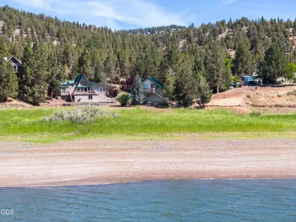 13226 N Ochoco Highway, Prineville, OR 97754
