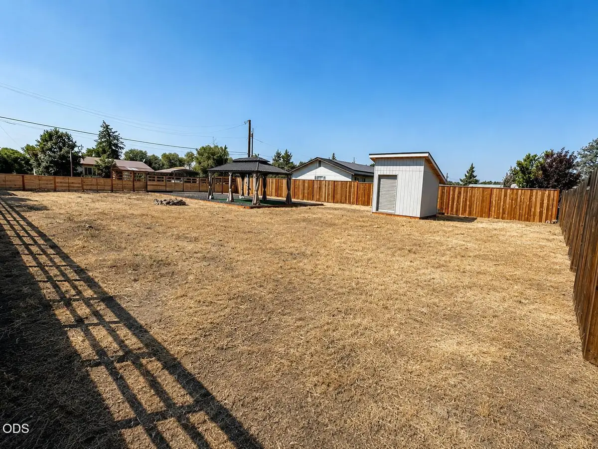 8410 NW 6th Street, Terrebonne, OR 97760 - #1