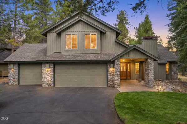 17900 Red Cedar Lane #5, Sunriver, OR 97707