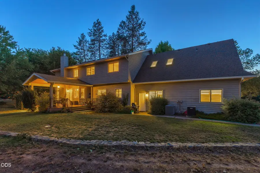 575 Pavillian Drive, Grants Pass, OR 97526 - #3