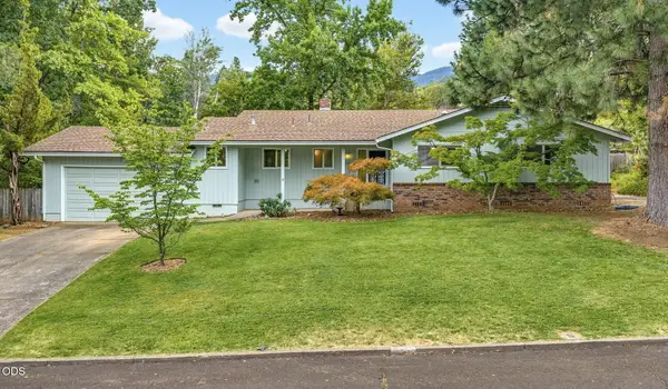 2354 Green Meadows Way, Ashland, OR 97520