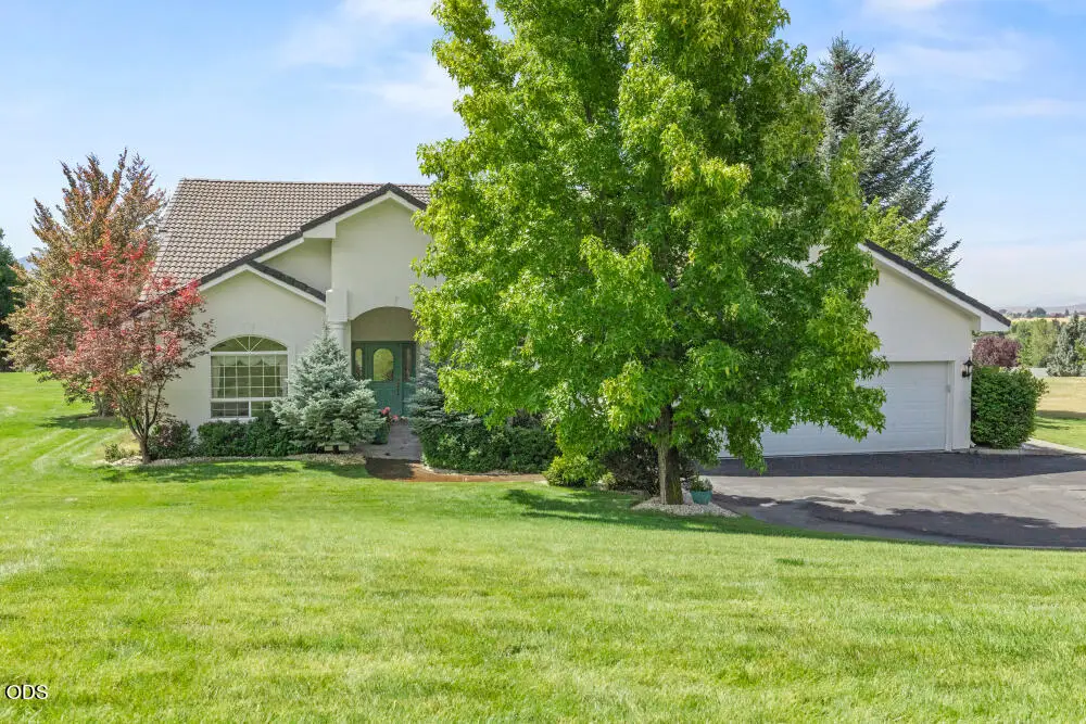 9456 Greenbrier Drive, Klamath Falls, OR 97603 - #1