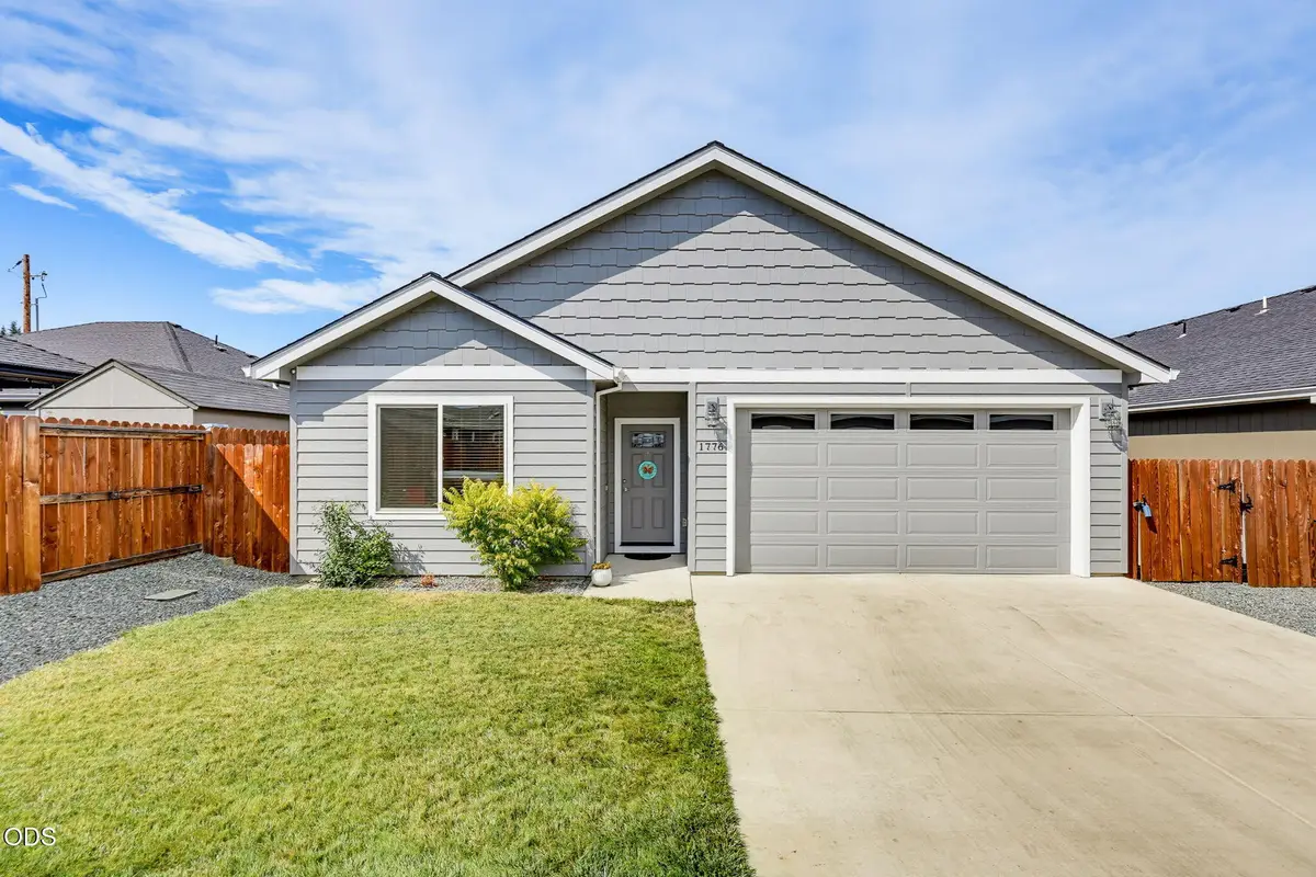 1776 Powhatan Avenue, Medford, OR 97501 - #1