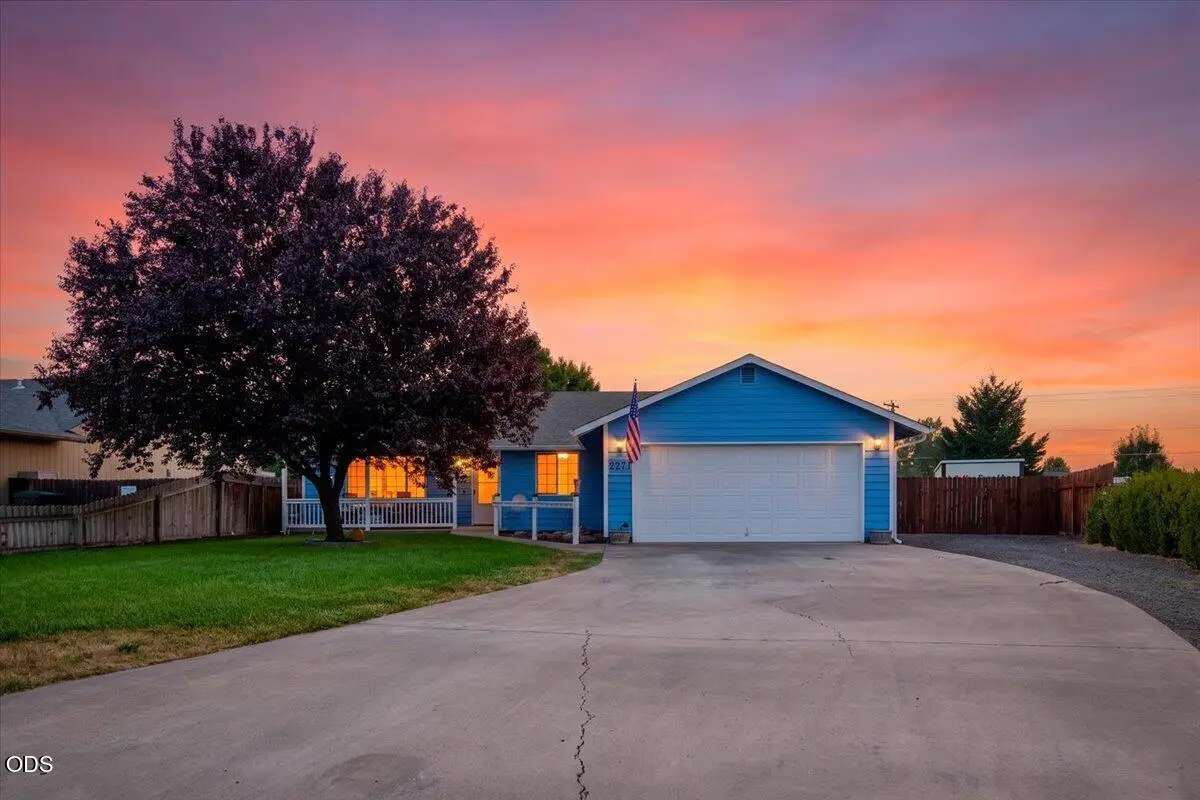 2271 NE Cherry Loop, Prineville, OR 97754 - #1