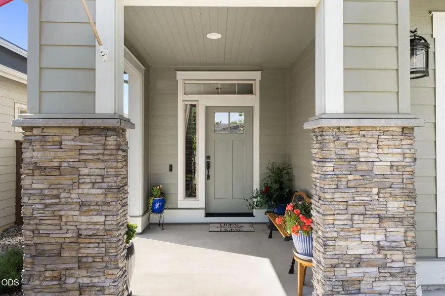 3650 SW Badger Court, Redmond, OR 97756 - #3