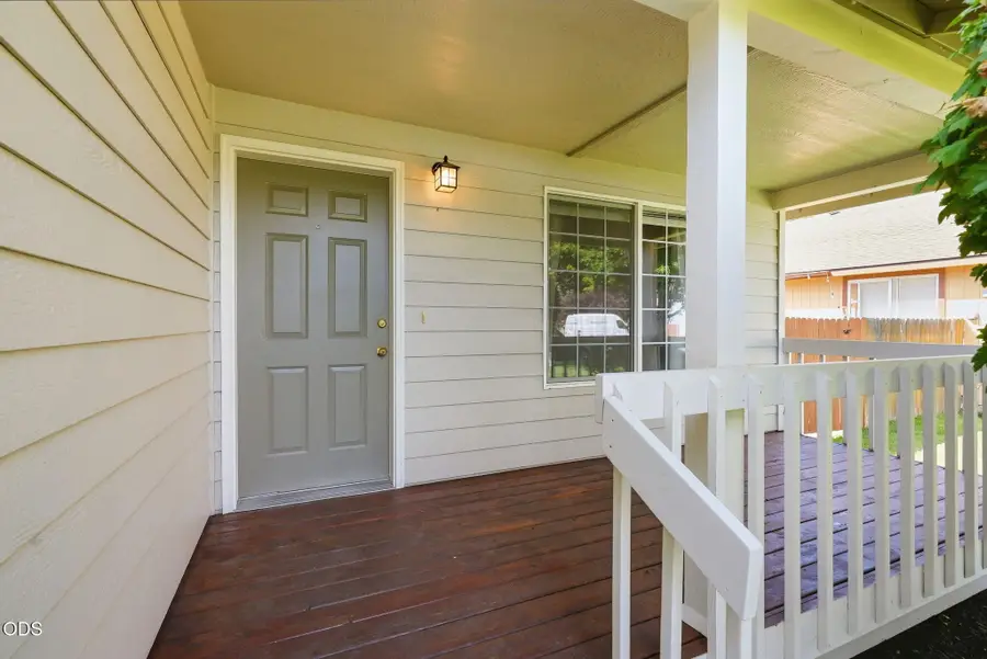 1983 NE Jackson Avenue, Bend, OR 97701 - #3