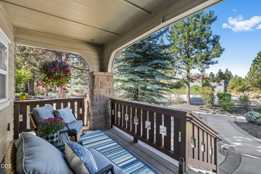 762 NW Mount Washington Drive, Bend, OR 97703 - #3