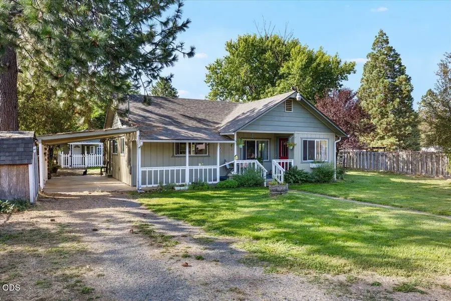 8550 E Evans Creek Road, Rogue River, OR 97537 - #2