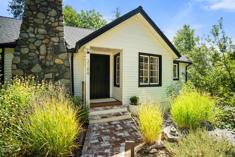 3184 Old Stage Road, Central Point, OR 97502 - #2