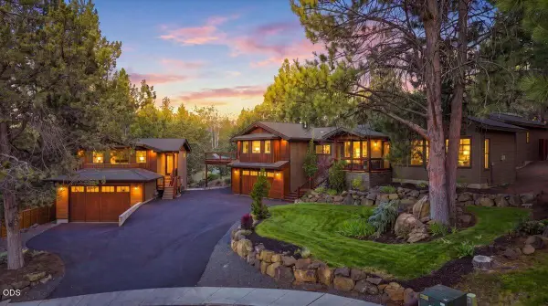 2261 NW 7th Street #1 & 2, Bend, OR 97703