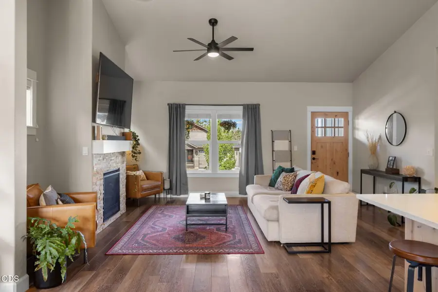 63848 Hunters Circle, Bend, OR 97701 - #2