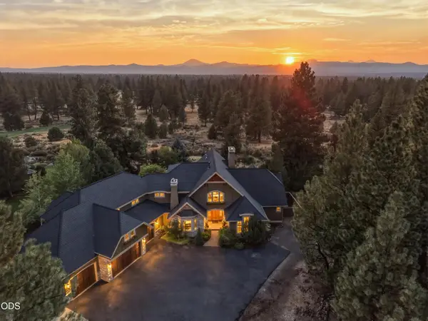20100 Starfire Ridge Court, Bend, OR 97702