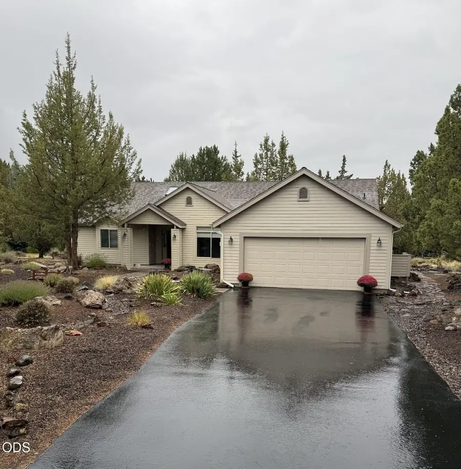 1230 Mourning Dove Court, Redmond, OR 97756 - #2