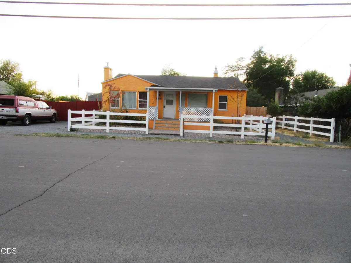 603 N East Street, Alturas, CA 96101 - #1