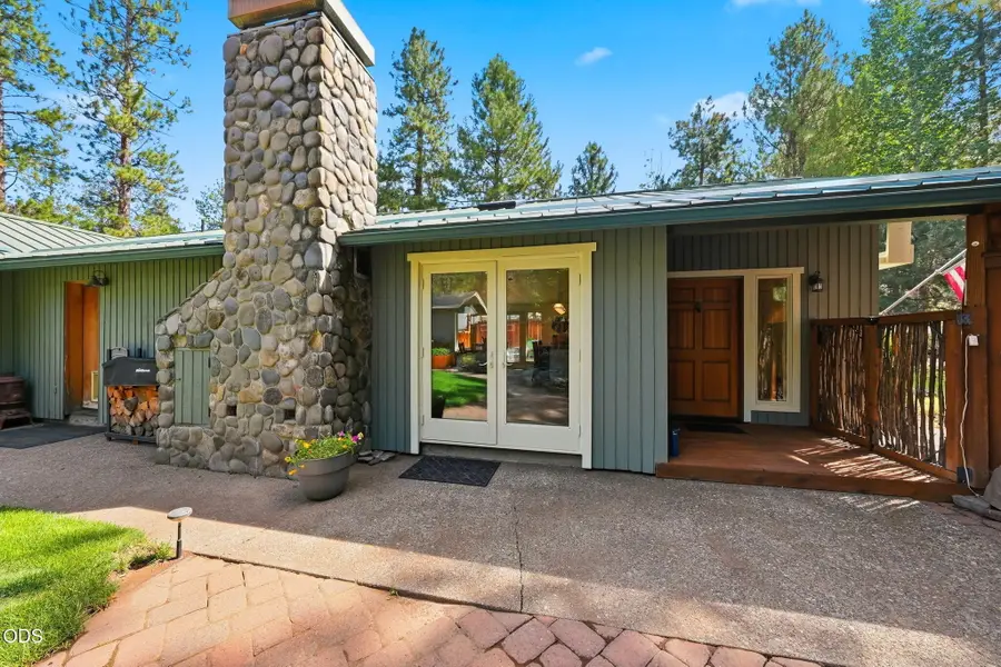 14911 Conestoga, Sisters, OR 97759 - #3