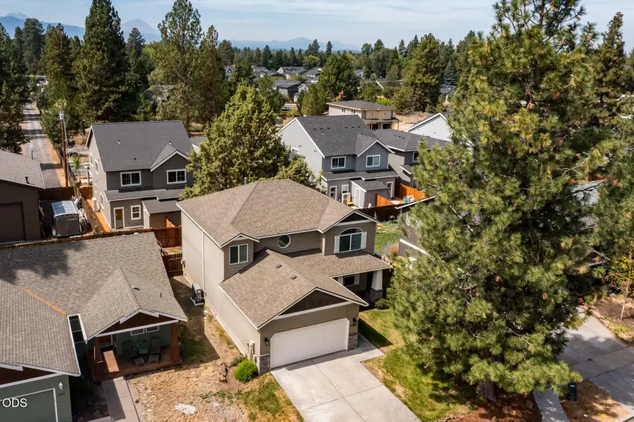 63337 NW Lavacrest Street, Bend, OR 97703 - #2