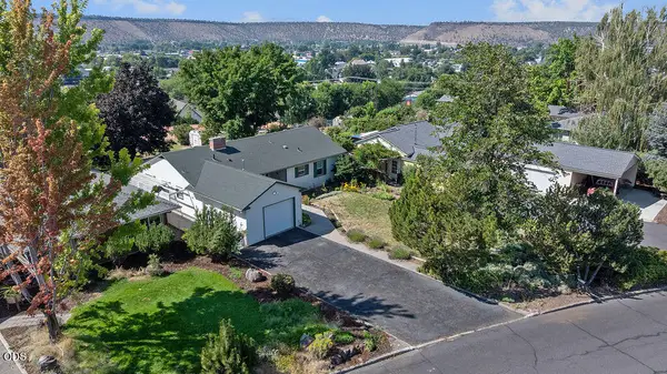 598 NE Ochoco Avenue, Prineville, OR 97754