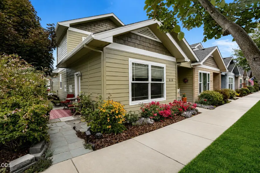 546 Blue Moon Drive, Central Point, OR 97502 - #2
