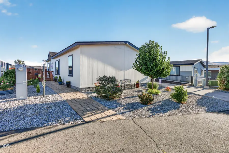 93 Northridge Terrace #SPC 56, Medford, OR 97501 - #2
