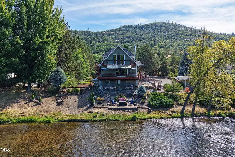 20551 Highway 62, Shady Cove, OR 97539 - #2