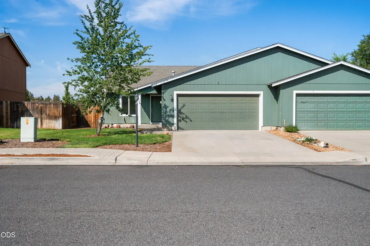 970 SE Kierra Place, Madras, OR 97741 - #1