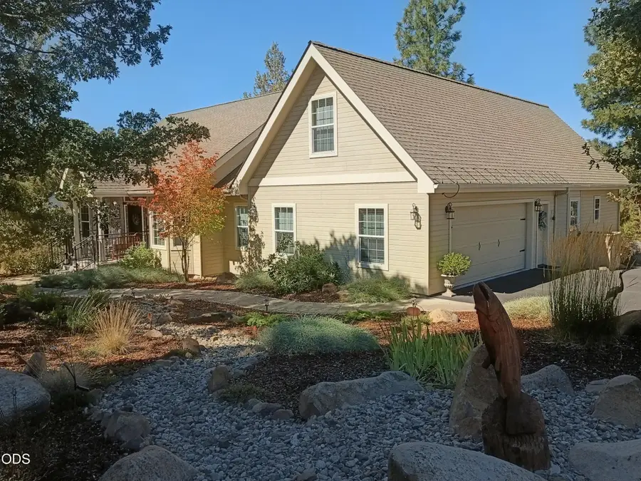 10412 Kestrel Road, Klamath Falls, OR 97601 - #2