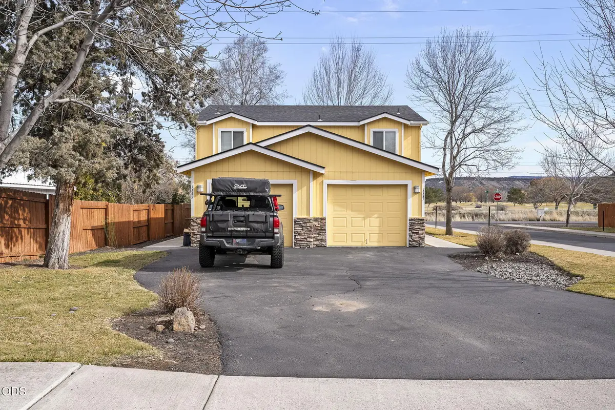 614 S Cliffside Lane, Prineville, OR 97754 - #1