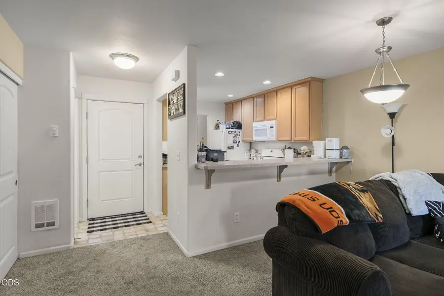 614 S Cliffside Lane, Prineville, OR 97754 - #2