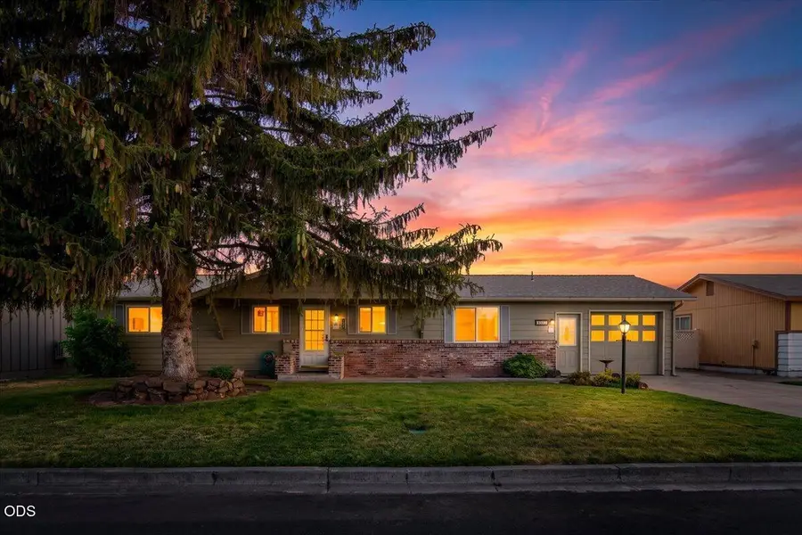 1509 NW 8th Street, Redmond, OR 97756 - #3