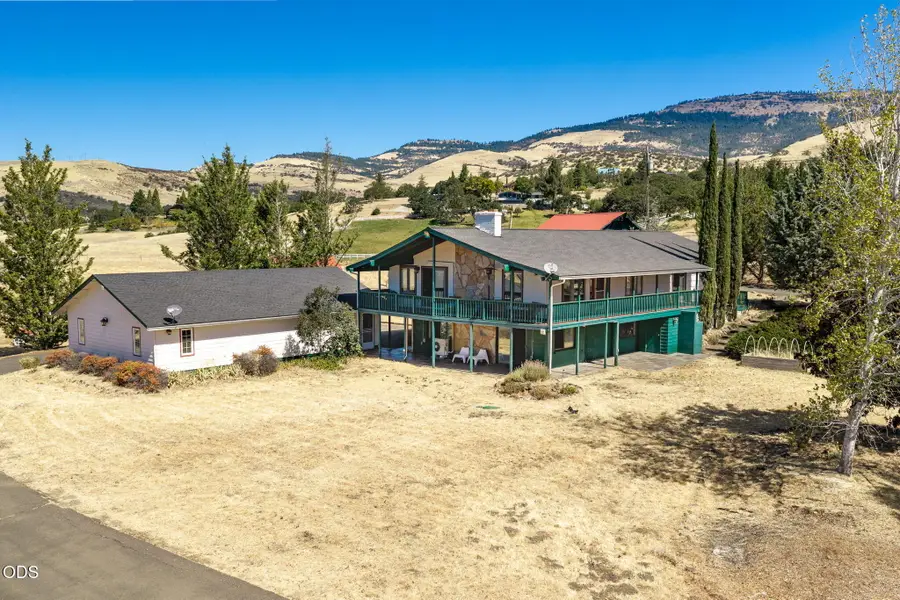 320 Gaerky Creek Road, Ashland, OR 97520 - #3