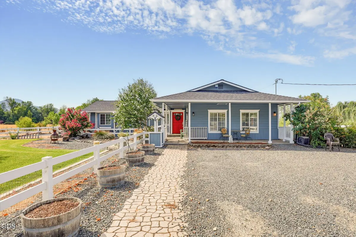 2252 Fowler Lane, Medford, OR 97502 - #1