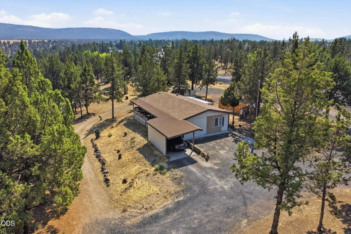 2330 SE Morningside Drive, Prineville, OR 97754 - #1